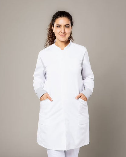 FOCUS MED&CARE Damen Arztkittel - (Langarm) - Weiß - S